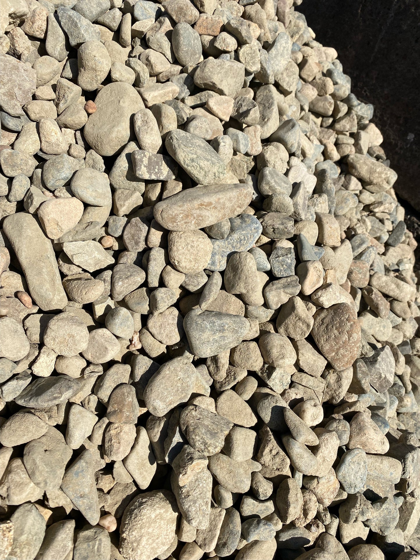 30-40mm River Rock 0.50m³