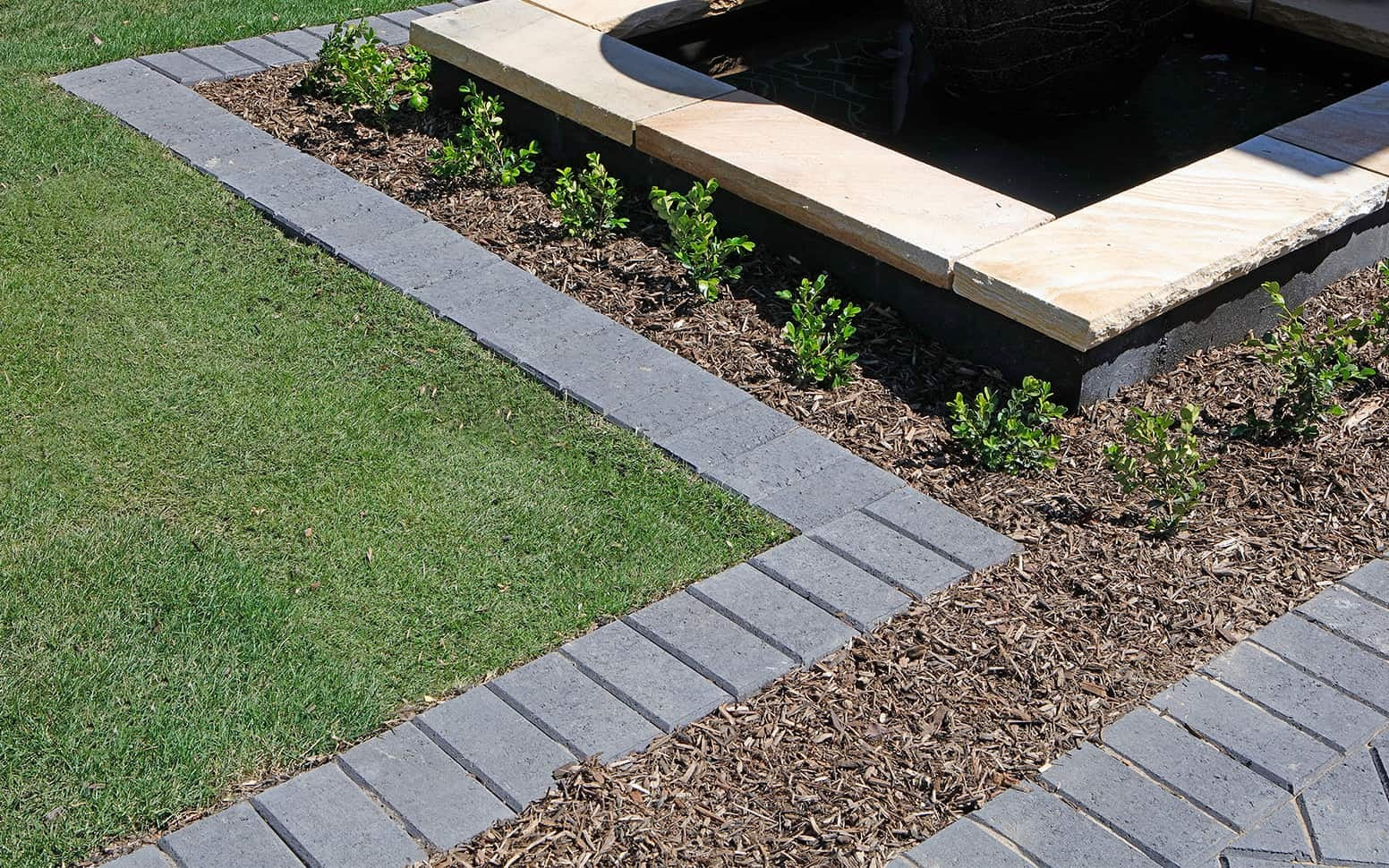 Garden Edging - All – Diggers Landscape Supplies