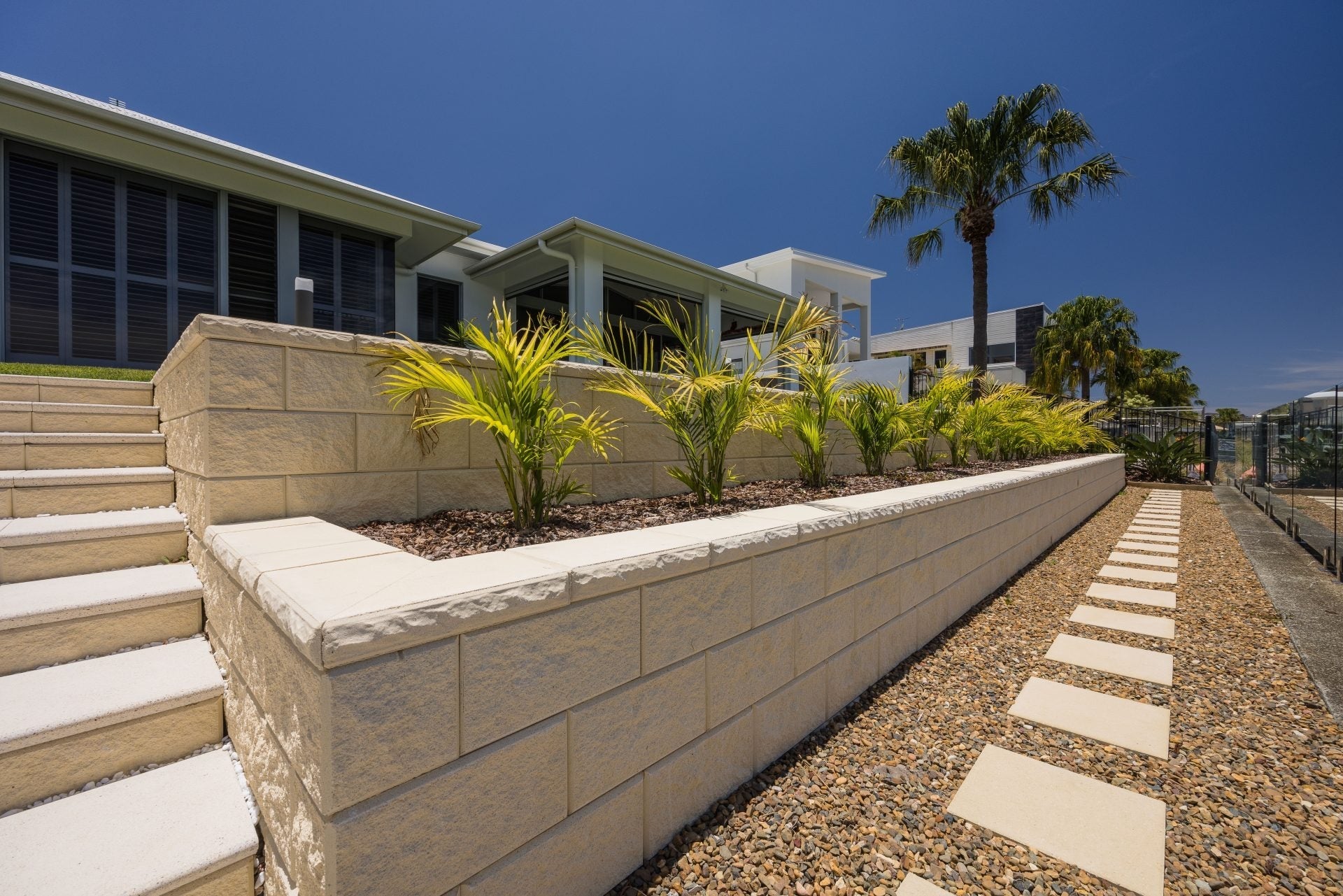 Retaining Wall Blocks - Apex – Diggers Landscape Supplies